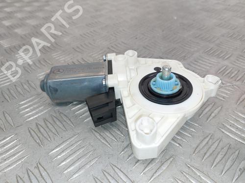 Used Right rear window motor MERCEDES-BENZ B-CLASS Sports Tourer (W245) B 180 CDI (245.207) (109 hp) 23748892