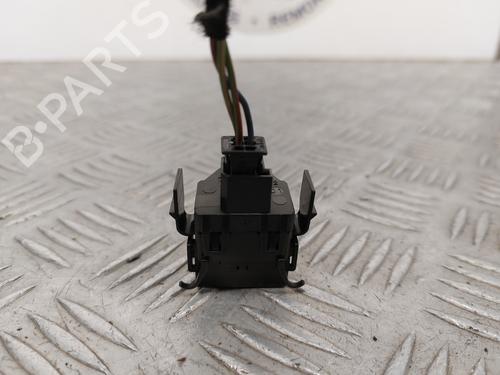 Used Warning switch Warning switch MERCEDES-BENZ B-CLASS Sports Tourer (W245) B 180 CDI (245.207) (109 hp) 23748921 23748921