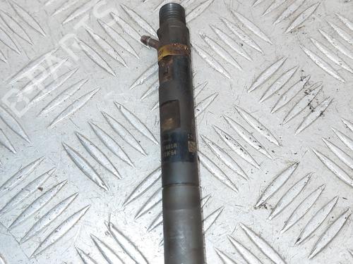 Used Injector RENAULT KANGOO Express (FC0/1_) 1.5 dCi (FC07, FC1R) (65 hp) 30174638