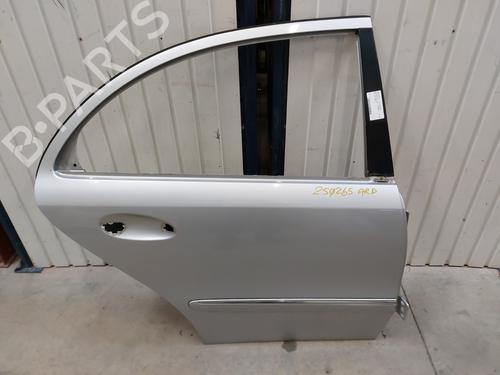 Dør høyre bak MERCEDES-BENZ E-CLASS (W211) E 500 (211.070) (306 hp) 32135257