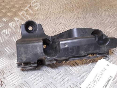 Used Rear bumper bracket PEUGEOT 308 II (LB_, LP_, LW_, LH_, L3_) 1.6 HDi 100 (99 hp) 23657441