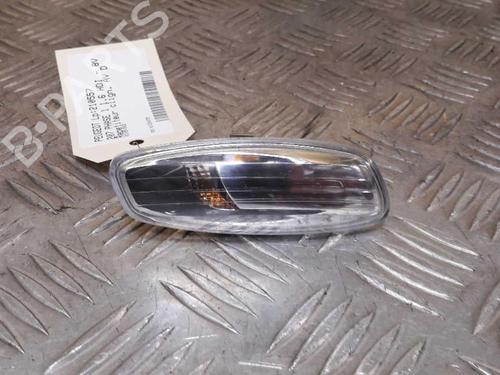 Used Right front indicator Right front indicator PEUGEOT 207 (WA_, WC_) 1.6 HDi (92 hp) 23657366 23657366