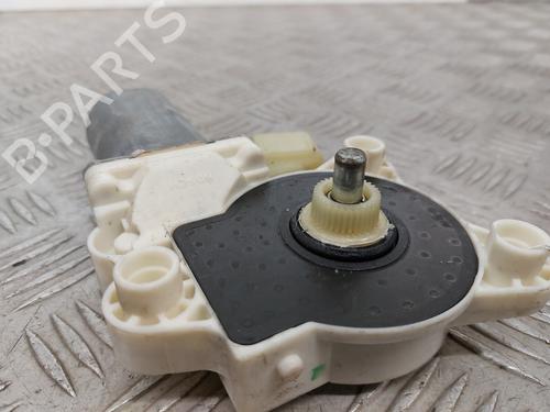 right-front-window-motor-mercedes-benz-e-class-w211-2002-2003-2004-2005-2006-2007-2008-2009-29525332 main image