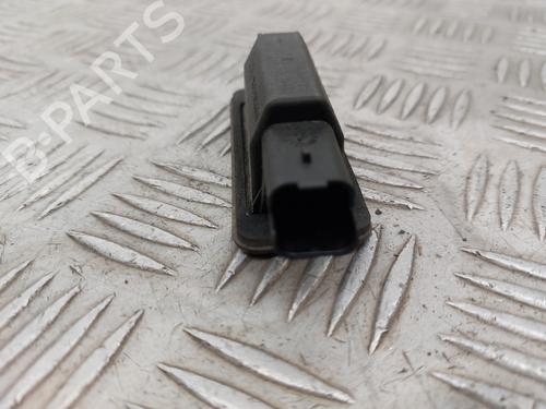 licence-plate-light-peugeot-208-i-ca_-cc_-2012-2013-2014-2015-2016-2017-2018-2019-2020-2021-29915496 main image