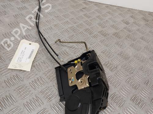 Used Front right lock HYUNDAI TUCSON (JM) 2.0 CRDi All-wheel Drive (113 hp) 31625050