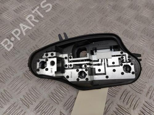 Used Lamp holder CITROËN C3 II (SC_) 1.4 HDi 70 (SC8HZC, SC8HR0, SC8HP4) (68 hp) 23737803