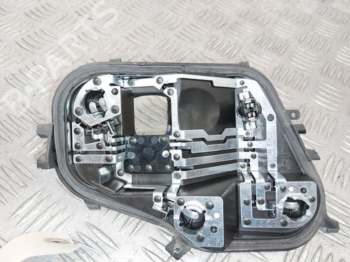 Used Lamp holder DACIA SANDERO III 1.0 TCe 90 (91 hp) 29456816