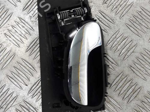 Used Front left interior door handle PEUGEOT 307 CC (3B) 2.0 HDi 135 (136 hp) 23736473