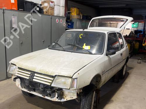 Used Parts PEUGEOT 205 II (20A/C)  1.7 Diesel  4955926