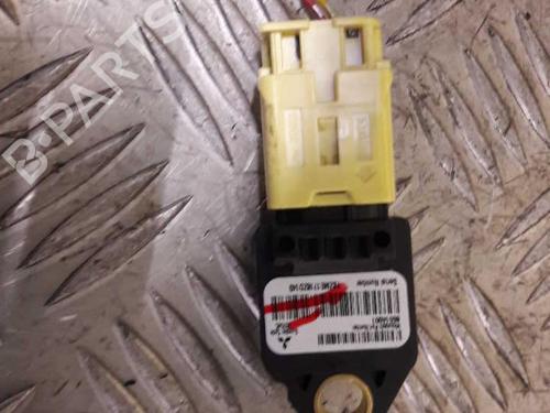 Elektronisk modul PEUGEOT 4007 (VU_, VV_) 2.2 HDi (156 hp) 24852355