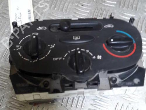 Commande Chauffage PEUGEOT 206 Hatchback (2A/C) 1.9 D (69 hp) 24853077