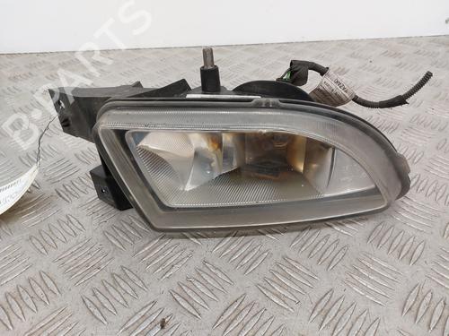 Feu de brouillard avant droit LANCIA DELTA III (844_) 1.6 D Multijet (844.AXC11, 844.AXC1A) (120 hp) 31883676