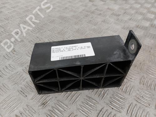 Used Crossmember Crossmember RENAULT MEGANE IV Hatchback (B9A/M/N_) 1.6 dCi 130 (B9A4) (130 hp) 31067498 31067498