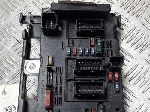 Used Fuse box PEUGEOT 206 Hatchback (2A/C) 2.0 HDI 90 (90 hp) 24851906
