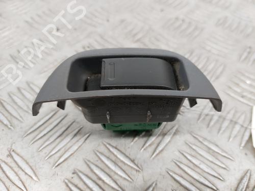 Left front window switch PEUGEOT 107 (PM_, PN_) 1.4 HDi | BP29889477I27