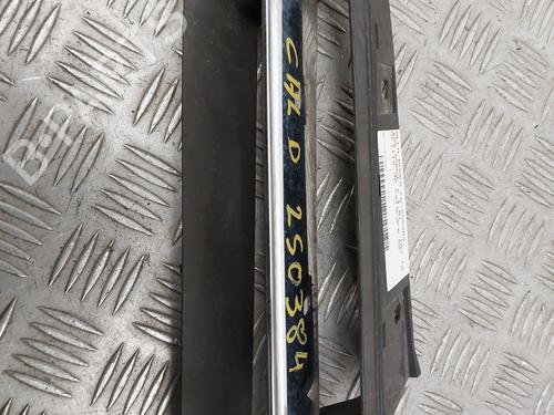 Grill ALFA ROMEO 156 (932_) 1.8 16V T.SPARK (932.A3100) (140 hp) 29582035