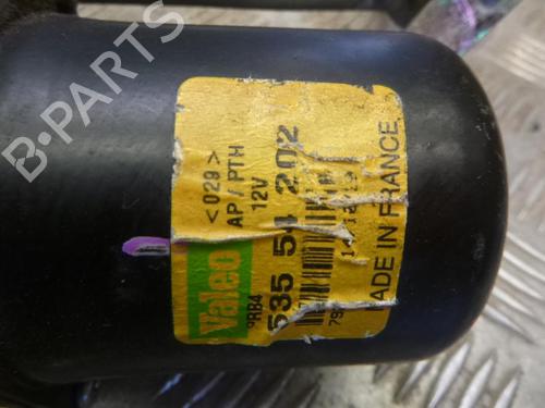 Used Front wiper motor RENAULT TRAFIC II Van (FL) 2.5 dCi 145 (FL0J) (146 hp) 24640554