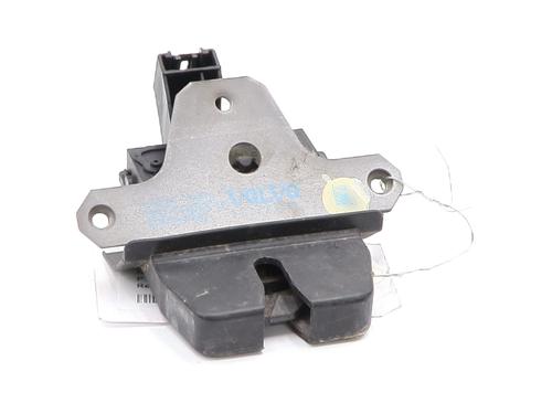 Used Tailgate lock VOLVO S40 II (544) 1.6 D (110 hp) 32025059