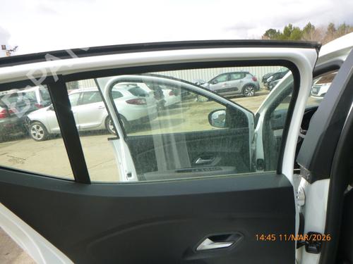 rear-left-door-window-dacia-sandero-iii-2021-33025686 main image