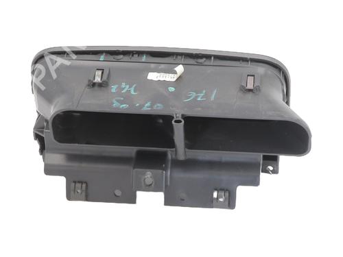 Used Air vent Air vent FIAT GRANDE PUNTO (199_) 1.2 (65 hp) 27211930 27211930