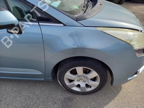 Used Right front fenders PEUGEOT 5008 (0U_, 0E_) 1.6 HDi (110 hp) 27886135