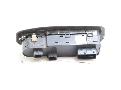 Left front window switch PEUGEOT 208 I (CA_, CC_) 1.2 VTI 82 | BP27574940I27