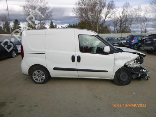 Warning switch FIAT DOBLO Cargo (263_) 1.6 D Multijet (263WXD1B, 263WXR1B, 263WXX1B, 263ZXD1B,... | BP24242912I22  - Image 7
