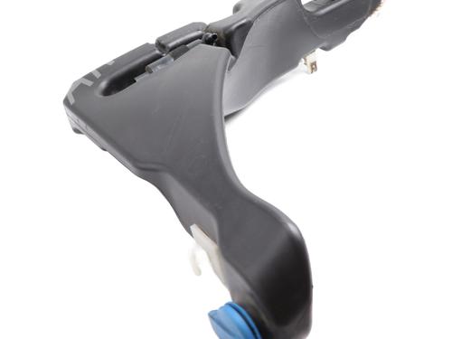 Deposito limpa vidros AUDI TT (FV3, FVP) 1.8 TFSI (180 hp) 32392391