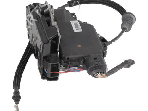 Serrure avant droite VW NEW BEETLE (9C1, 1C1) 2.0 (115 hp) 25339111