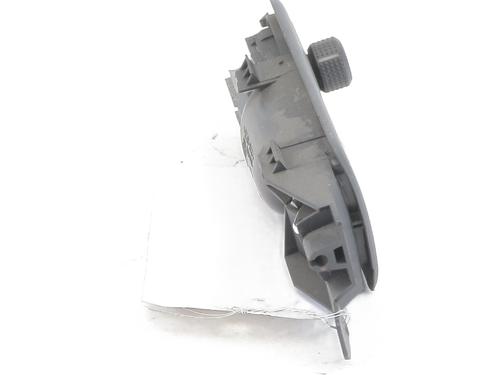 Used Front left interior door handle Front left interior door handle VW GOLF IV (1J1) 1.9 TDI (90 hp) 27211929 27211929
