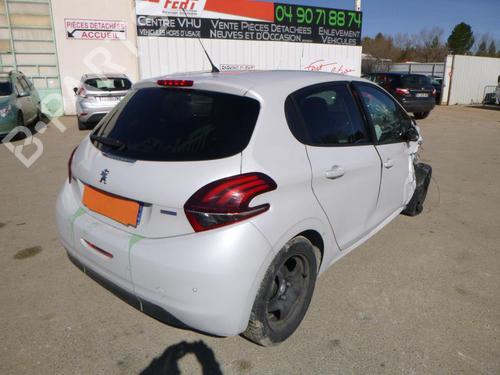 Gear lever PEUGEOT 208 I (CA_, CC_) 1.6 BlueHDi 100 | BP24241696M90 