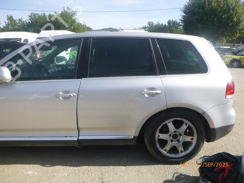 Dør venstre bak VW TOUAREG (7LA, 7L6, 7L7) 5.0 V10 TDI (313 hp) 29300724