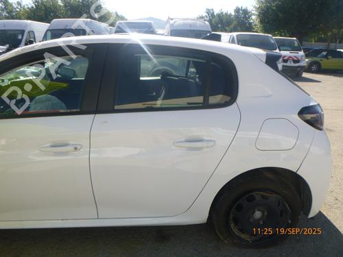 Used Left rear door PEUGEOT 208 II (UB_, UP_, UW_, UJ_) 1.2 PureTech 100 (101 hp) 29054840
