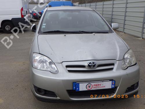 Brugte TOYOTA COROLLA (_E12_) 1.4 D (NDE120_, NDE120R) (90 hp) 3384646