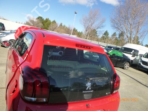 tailgate-peugeot-108-2014-30681321 main image