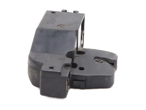 Bagklap lås Bagklap lås PEUGEOT 407 (6D_) 2.0 HDi 135 (6DRHRH, 6DRHRE, 6DRHRG, 6DRHRJ) (136 hp) 33947875 33947875