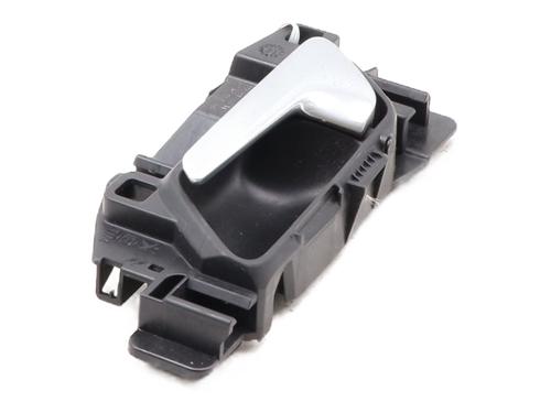 Used Rear left interior door handle Rear left interior door handle PEUGEOT 308 II (LB_, LP_, LW_, LH_, L3_) 1.5 BlueHDi 130 (131 hp) 30359537 30359537