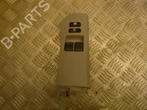 Used Left front window switch TOYOTA YARIS (_P9_) 1.3 VVT-i (SCP90_, SCP90R) (87 hp) 24241932