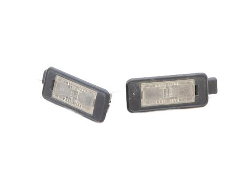 Used Licence plate light PEUGEOT 208 I (CA_, CC_) 1.6 HDi (92 hp) 29570908