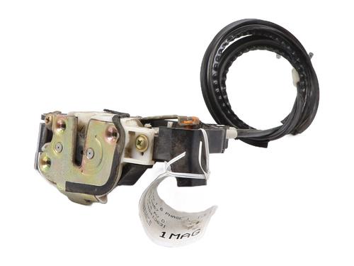 Używane Zamek drzwi przednich prawych MITSUBISHI COLT VI (Z3_A, Z2_A) 1.5 DI-D (Z39A) (95 hp) 31977375