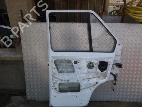 Used Left front door RENAULT TRAFIC Van (T_, P_, V_) 1.9 D (60 hp) 24240802