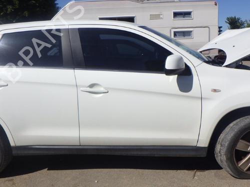 right-front-door-mitsubishi-asx-ga_w_-2009-26389329 main image