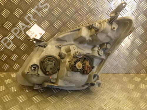 Højre forlygte TOYOTA COROLLA Verso (_E12_) 1.6 VVT-i (ZZE121_, ZZE121R) (110 hp) 24240751