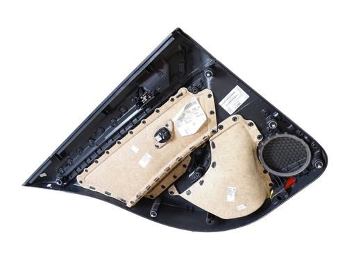 rear-right-panel-vw-golf-vii-5g1-bq1-be1-be2-2012-2013-2014-2015-2016-2017-2018-2019-2020-2021-30461948 main image