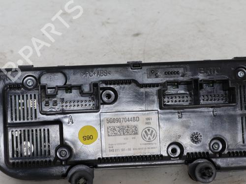 Used Climate control Climate control VW GOLF VII (5G1, BQ1, BE1, BE2) 1.6 TDI (105 hp) 30646064 30646064