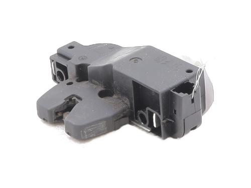 Used Tailgate lock CITROËN C4 I (LC_) 1.6 HDi (90 hp) 28045394