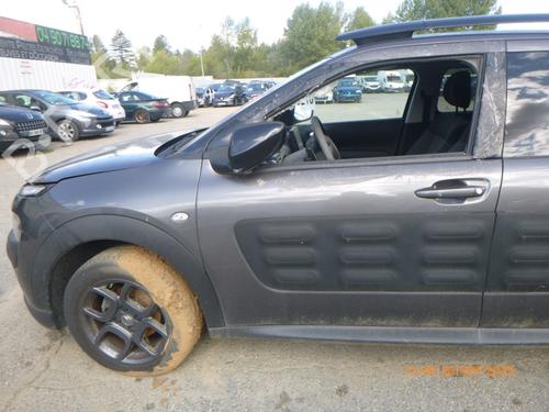 Used Left front door CITROËN C4 CACTUS 1.6 BlueHDi 100 (99 hp) 29239482