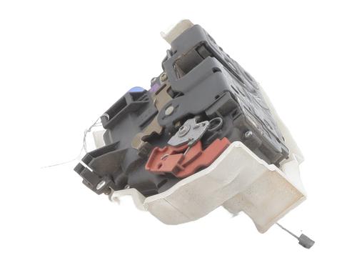 Front left lock VW TOURAN (1T1, 1T2) 2.0 TDI | BP27211923C98 