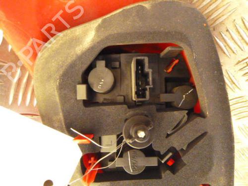 Used Left taillight Left taillight PEUGEOT 206+ (2L_, 2M_) 1.4 i (73 hp) 24240904 24240904
