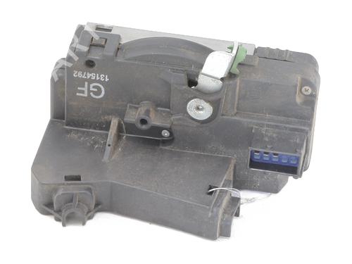Zamek drzwi przednich prawych OPEL MERIVA A MPV (X03) 1.3 CDTI (E75) | BP26551564C97 